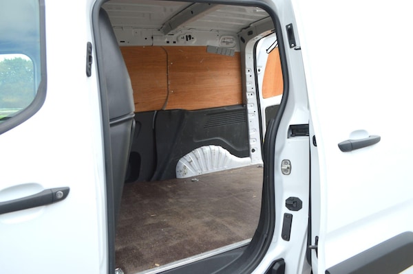 Used Peugeot Partner 2023 for sale - 76260264: Photo 12