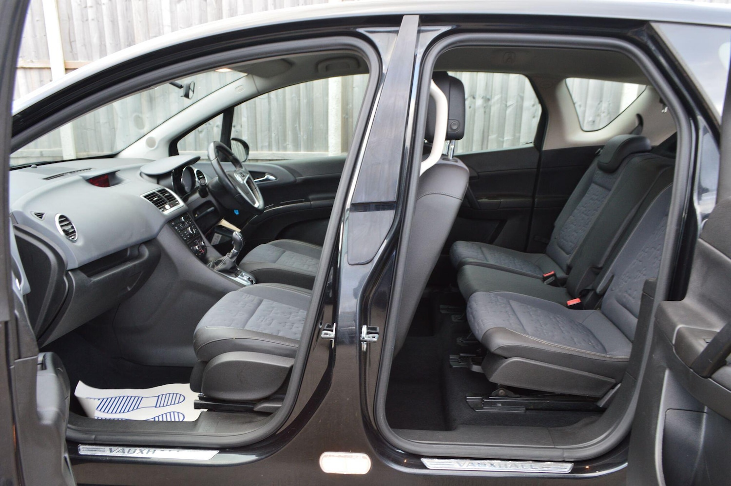 Used Vauxhall Meriva 2014 for sale - 77267226: Photo 16