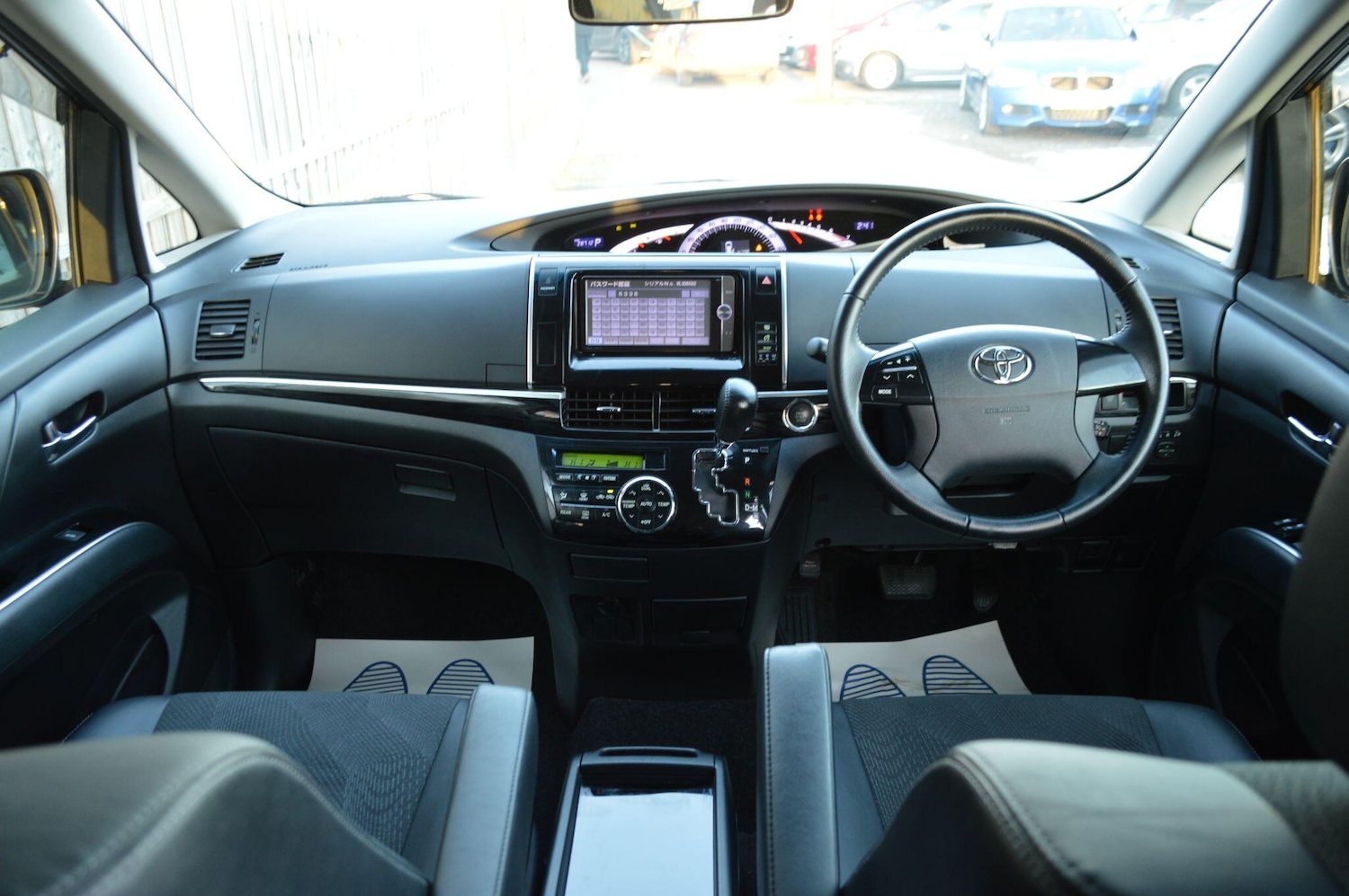 Used Toyota Estima 2025 for sale - 77109147: Photo 2