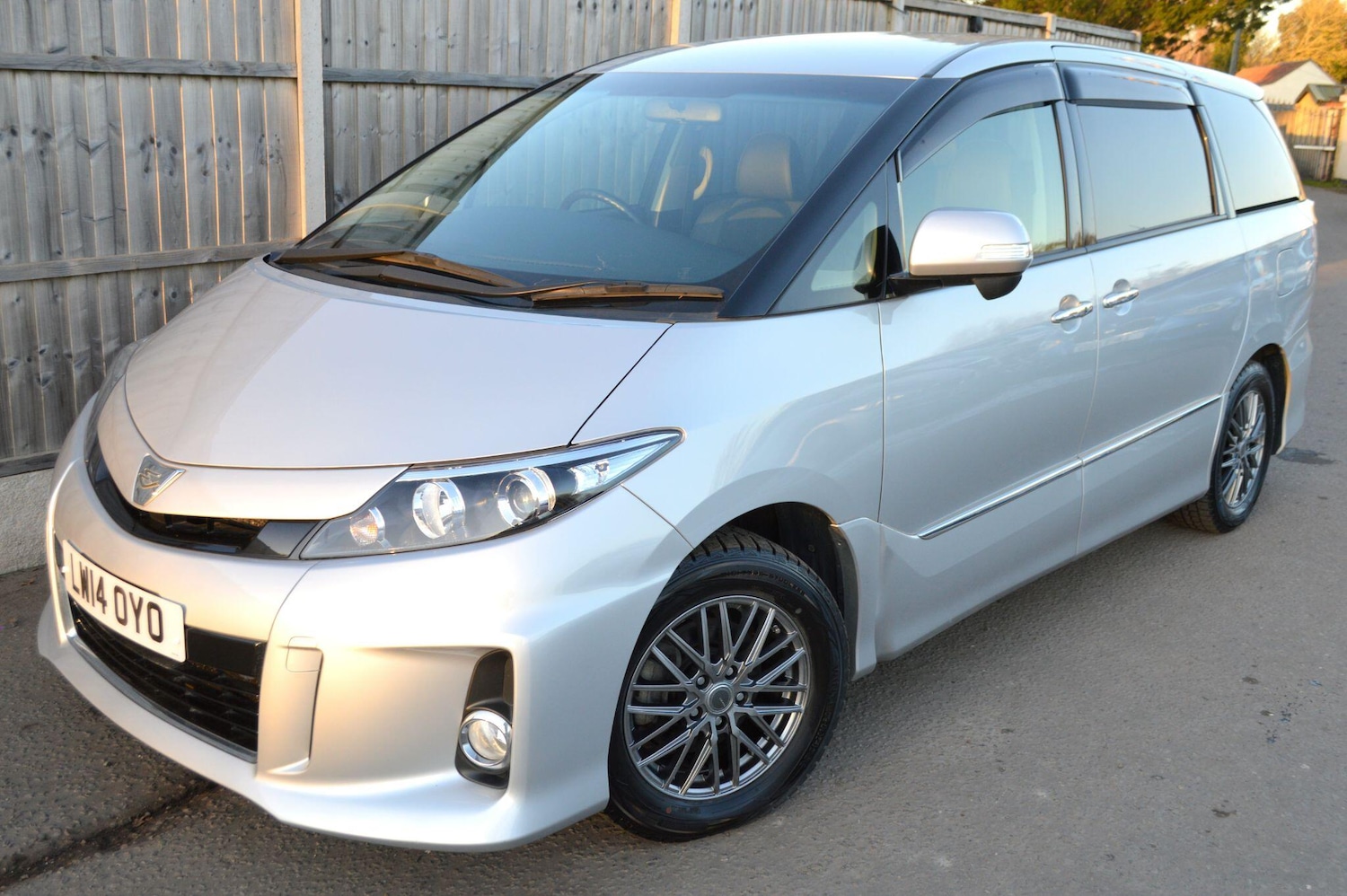 Used Toyota Estima 2025 for sale - 77109147: Photo 23