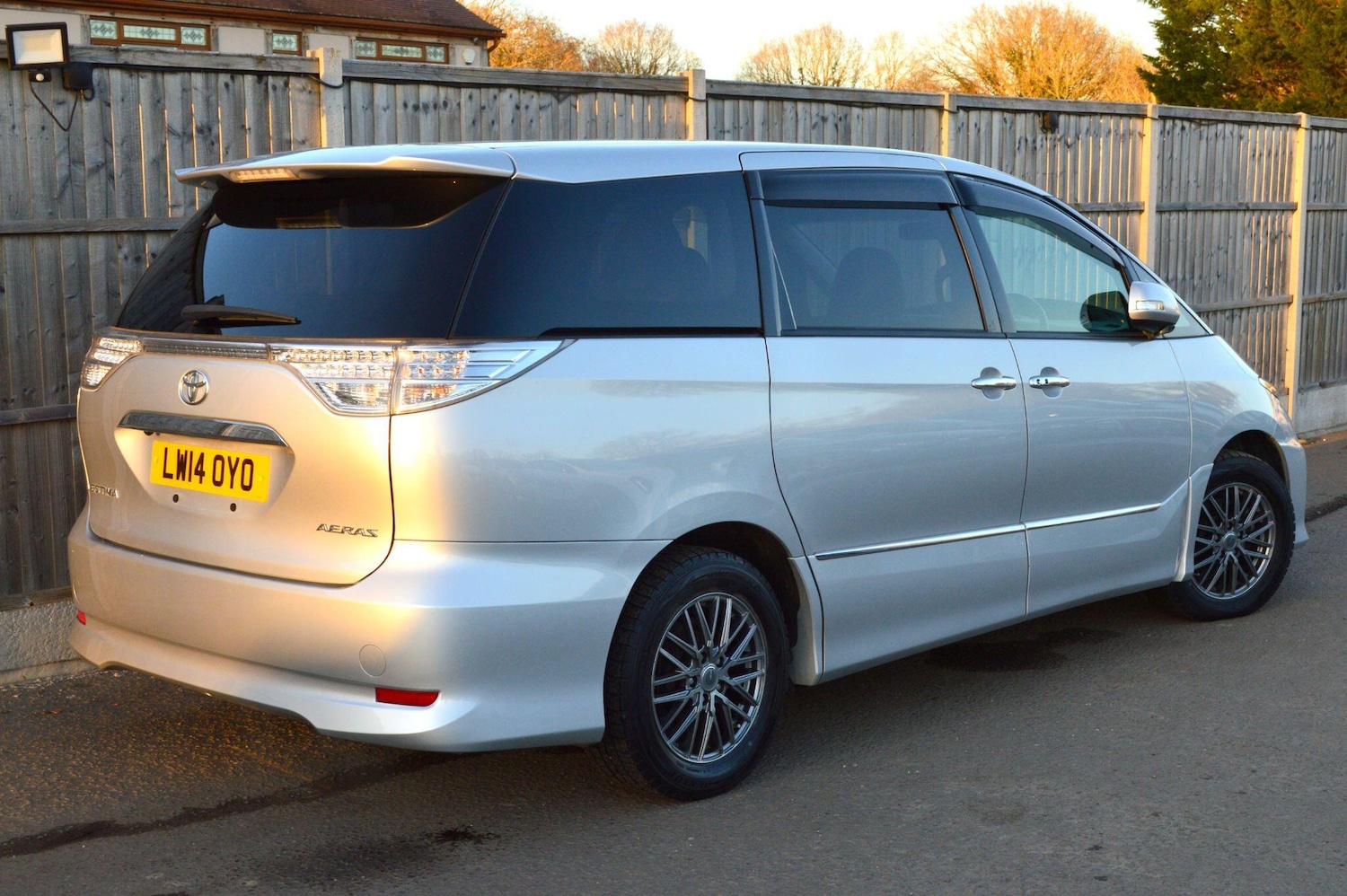 Used Toyota Estima 2025 for sale - 77109147: Photo 25