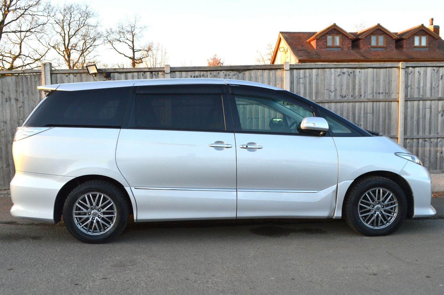 Used Toyota Estima 2025 for sale - 77109147: Photo 26