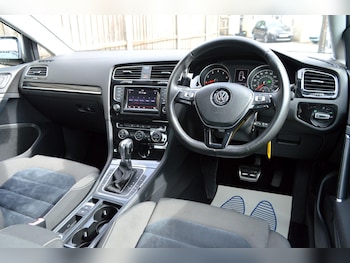 Used Volkswagen Golf 2013 for sale - 75728478: Photo