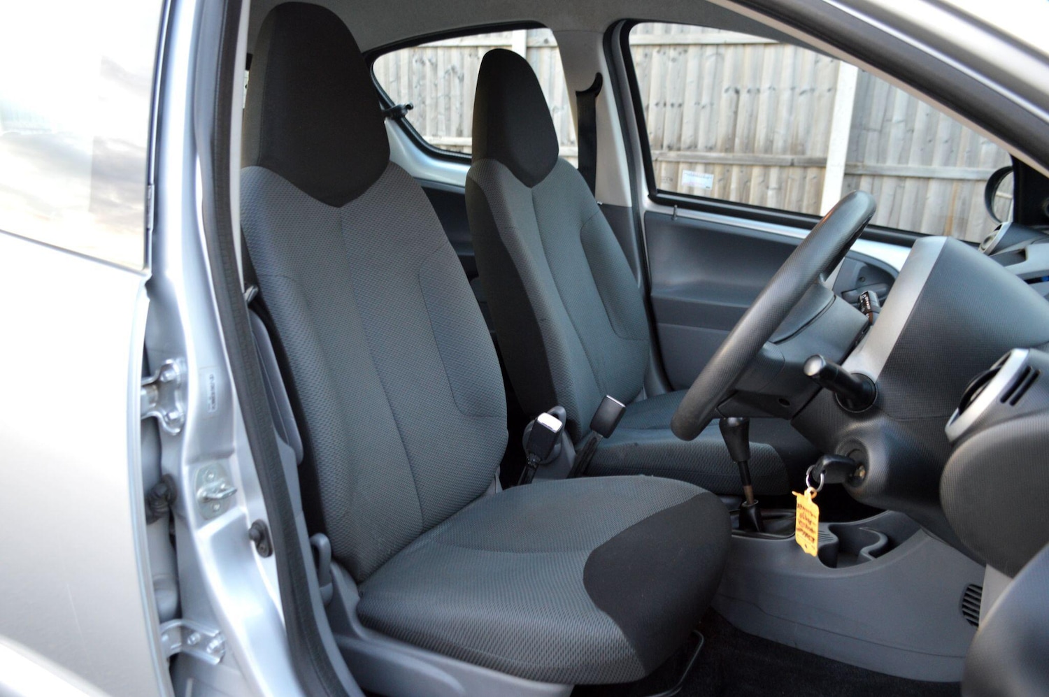 Used Toyota AYGO 2006 for sale - 77131140: Photo 12