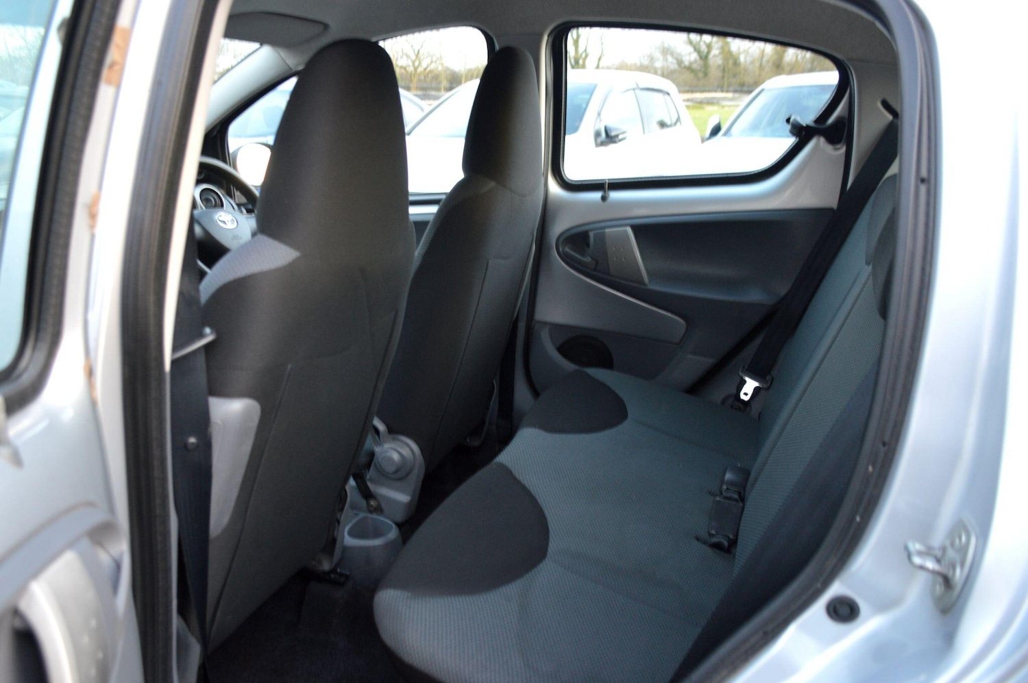 Used Toyota AYGO 2006 for sale - 77131140: Photo 9