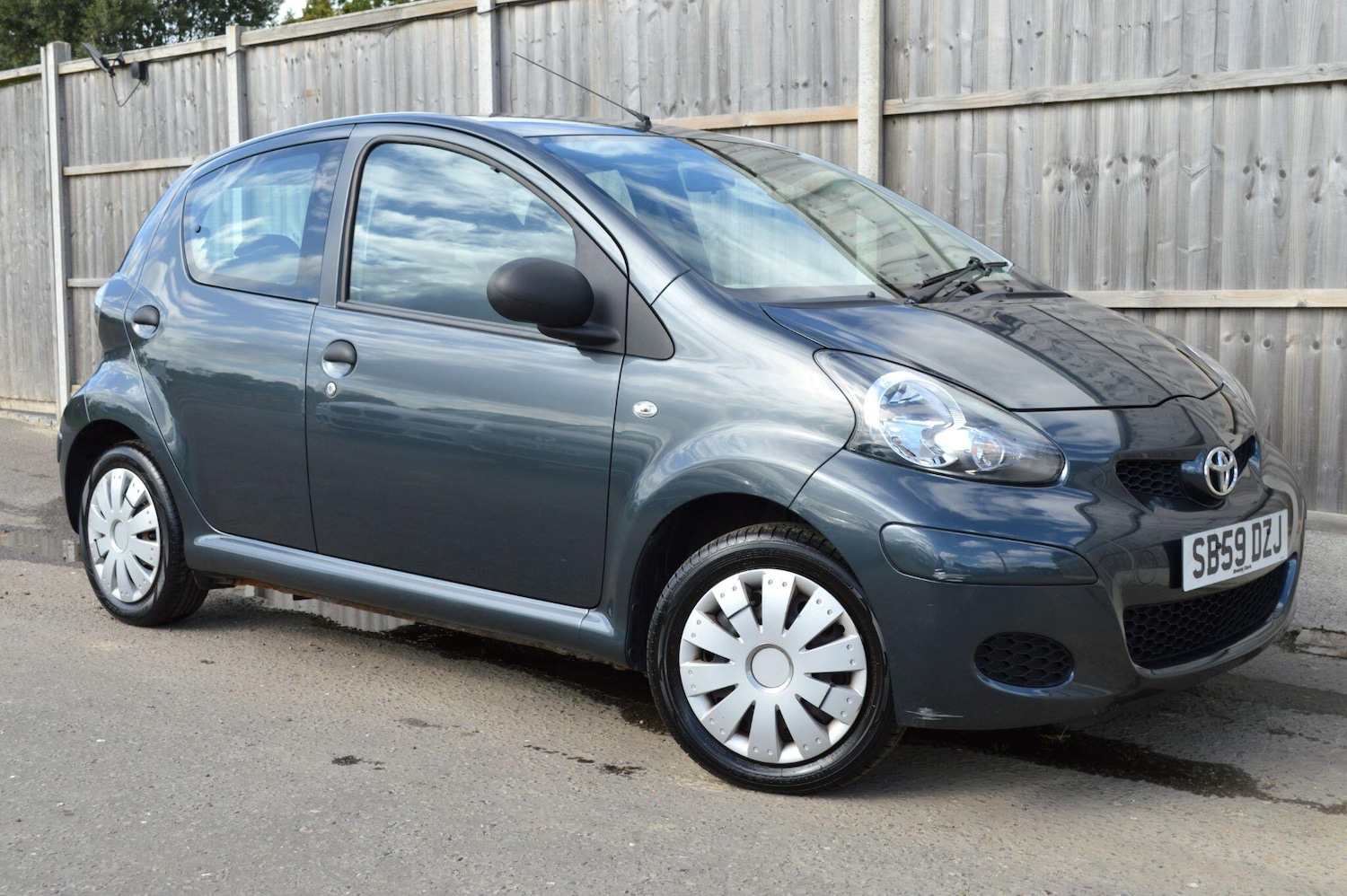 Used Toyota AYGO for sale - 77957194: Photo 13