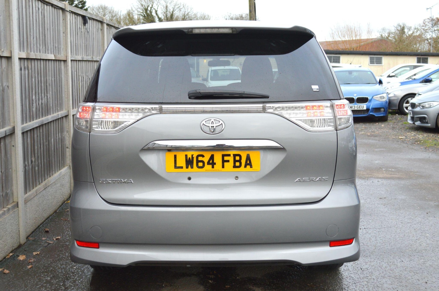 Used Toyota Estima for sale - 76926708: Photo 13