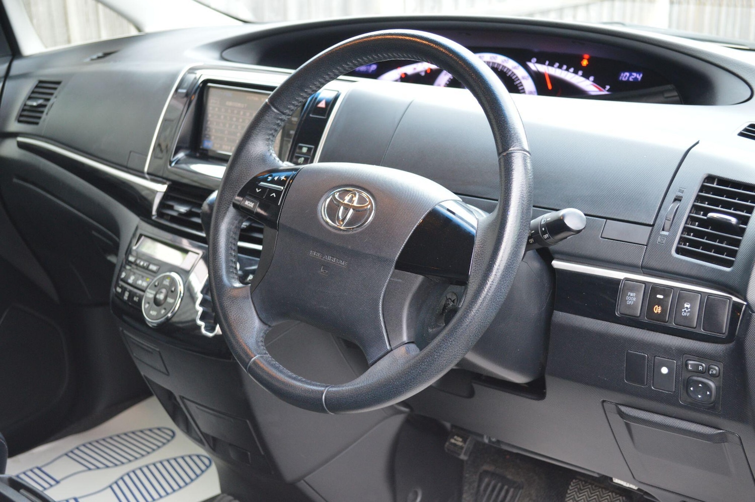 Used Toyota Estima for sale - 76926708: Photo 18