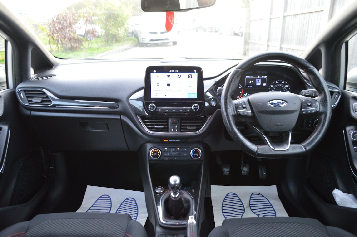 Used Ford Fiesta 2019 for sale - 76498696: Photo 2