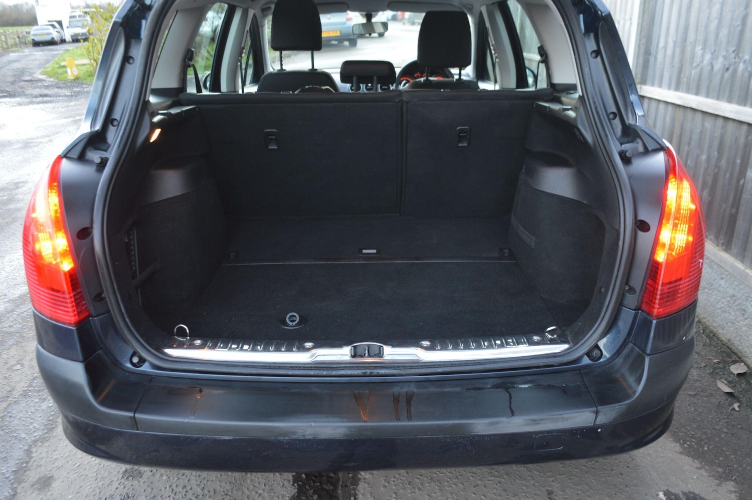 Used Peugeot 308 2012 for sale - 77040966: Photo 8