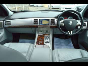 Used Jaguar XF 2010 for sale - 75326932: Photo