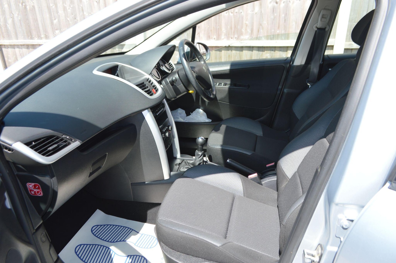 Used Peugeot 207 2012 for sale - 77109883: Photo 21