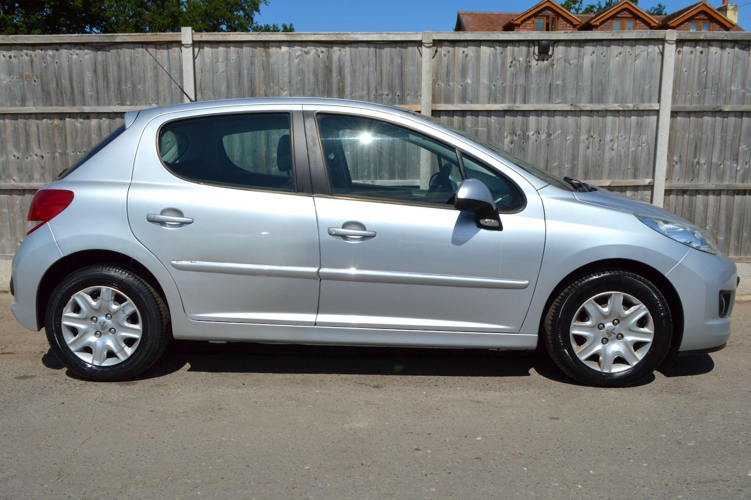 Used Peugeot 207 2012 for sale - 77109883: Photo 22