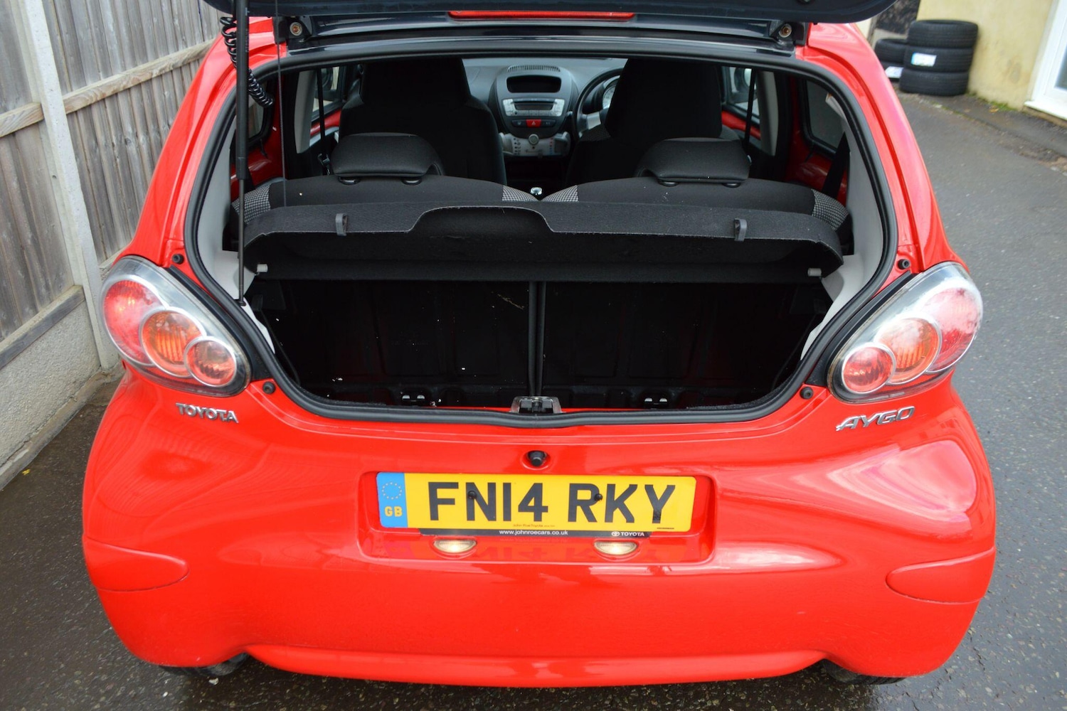 Used Toyota AYGO 2014 for sale - 76512018: Photo 10