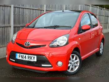 Used Toyota AYGO 2014 for sale - 76512018: Photo