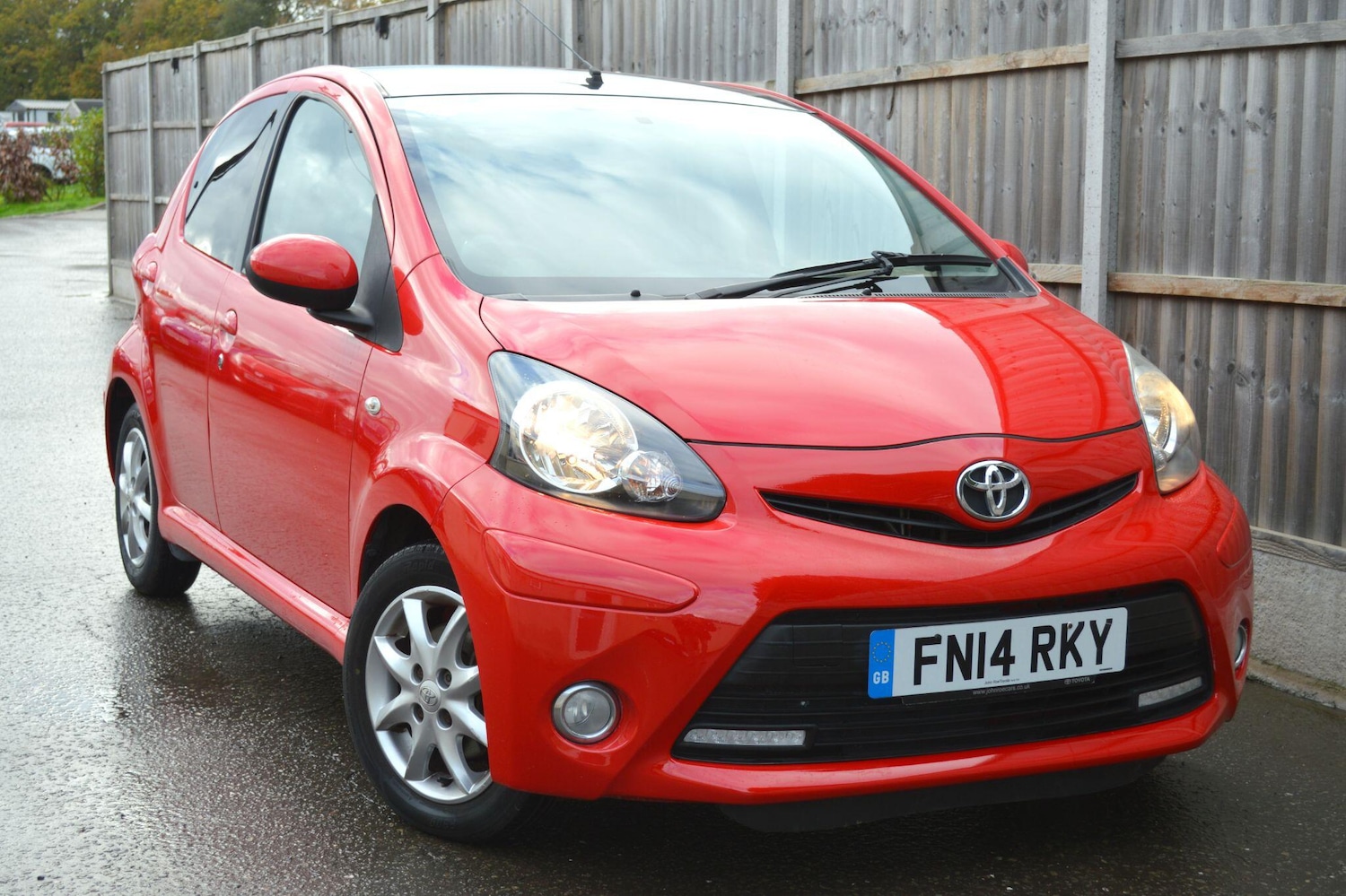 Used Toyota AYGO 2014 for sale - 76512018: Photo 3