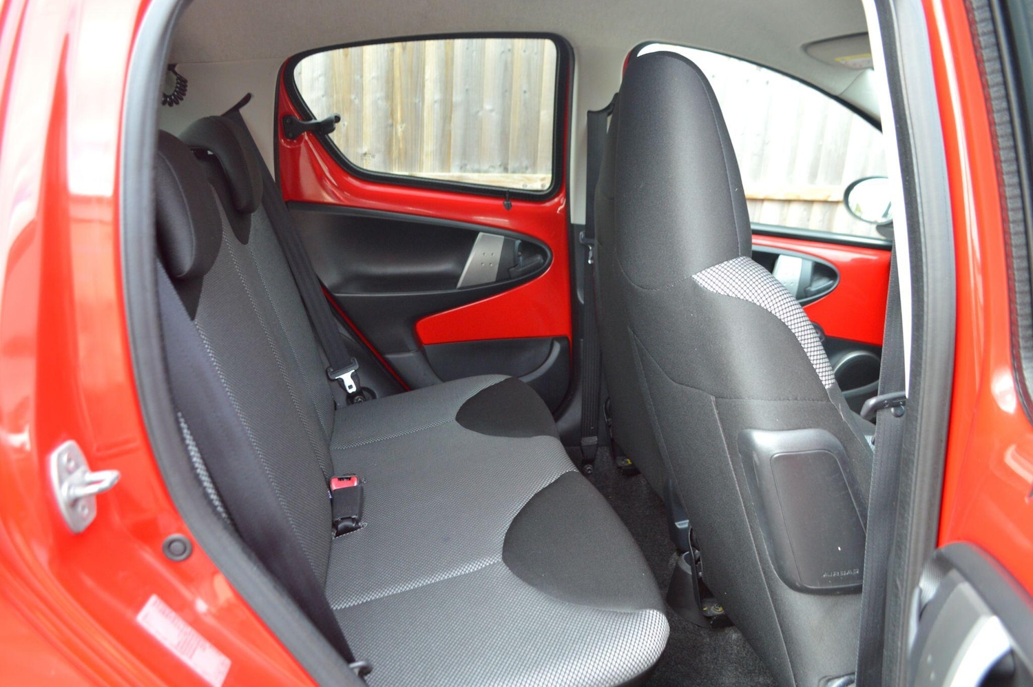 Used Toyota AYGO 2014 for sale - 76512018: Photo 8
