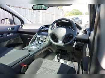 Used Peugeot 3008 2011 for sale - 79590022: Photo