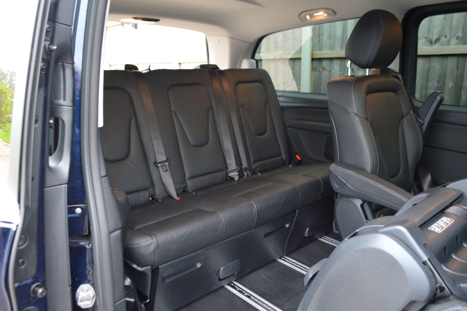 Used Mercedes-Benz V-Class 2025 for sale - 77049767: Photo 16