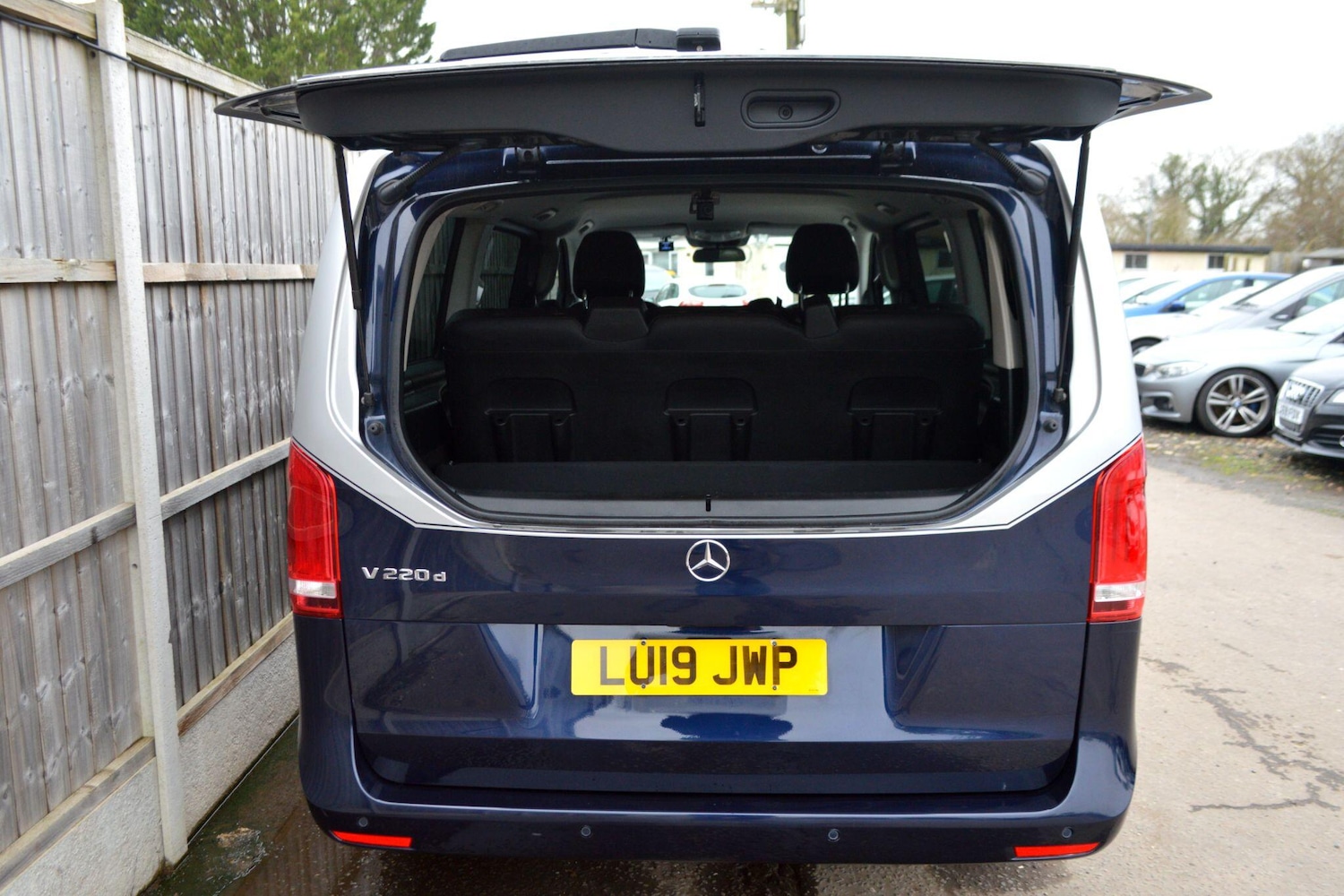 Used Mercedes-Benz V-Class 2025 for sale - 77049767: Photo 20