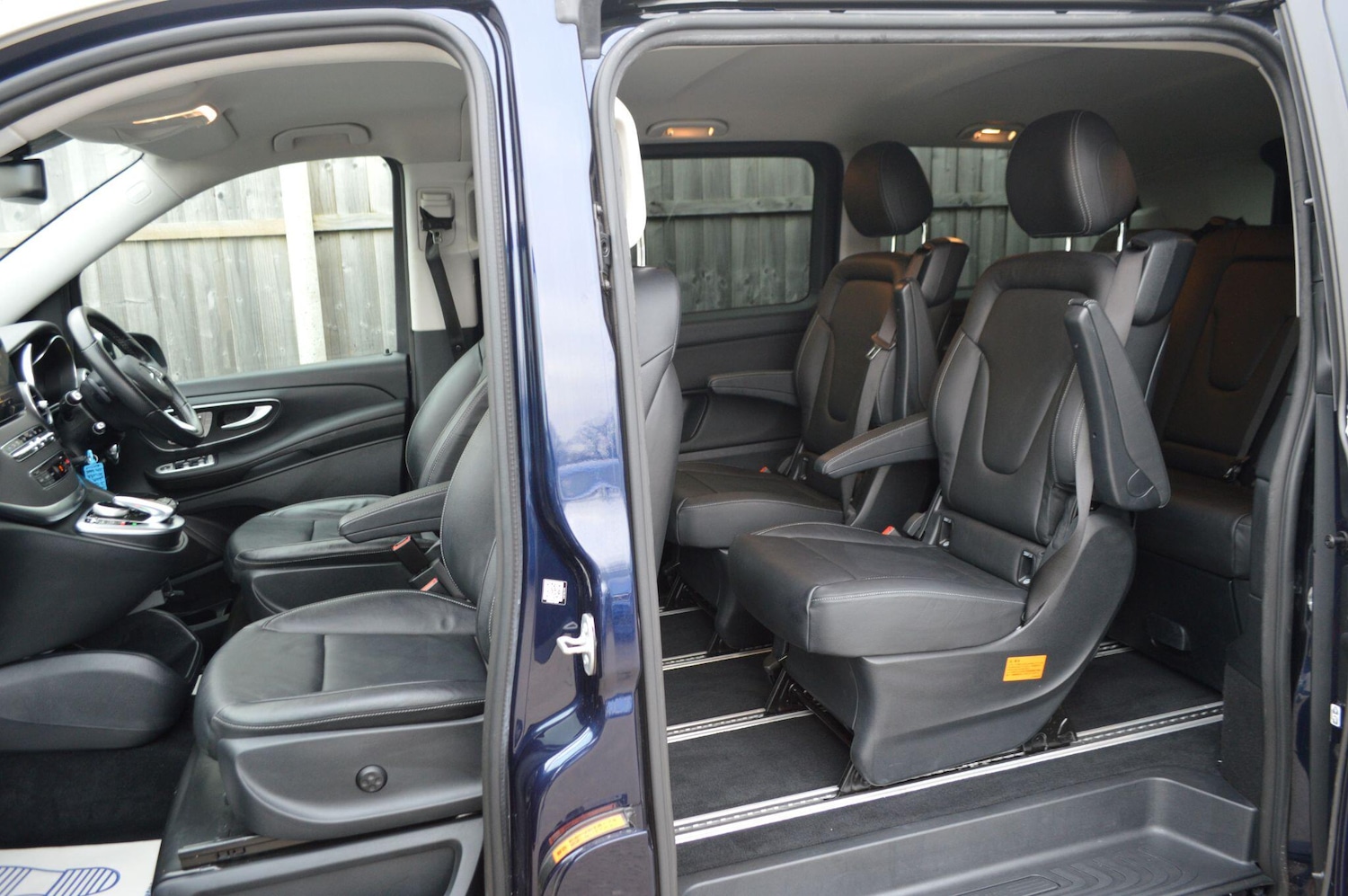 Used Mercedes-Benz V-Class 2025 for sale - 77049767: Photo 28