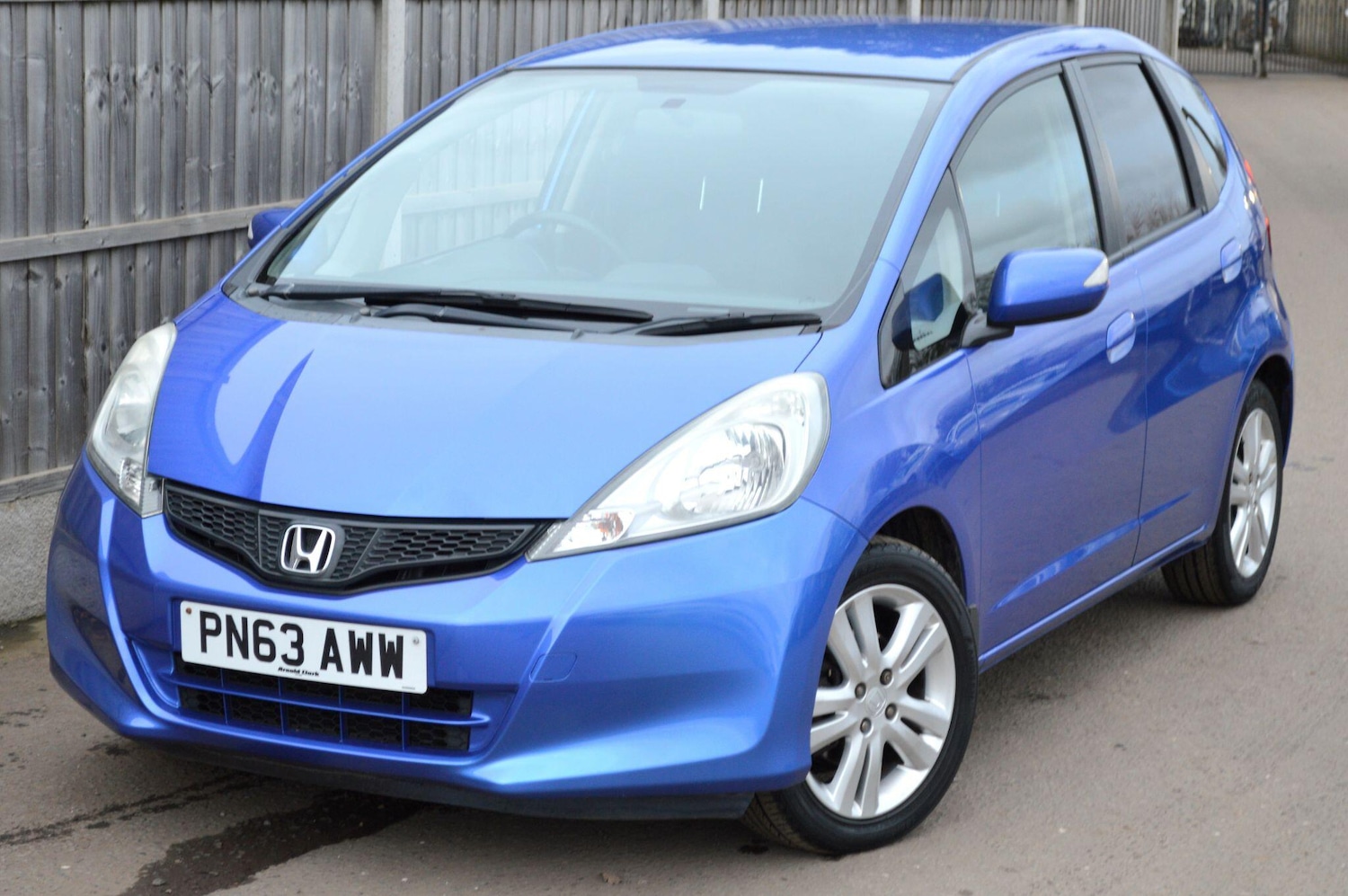 Used Honda Jazz 2013 for sale - 76975424: Photo 1