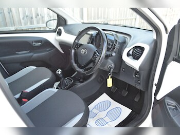 Used Toyota AYGO 2017 for sale - 78548039: Photo