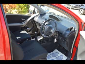 Used Toyota Yaris 2010 for sale - 74687149: Photo