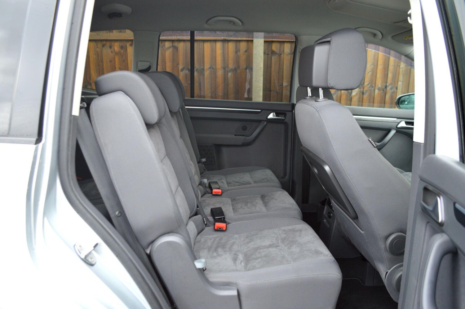 Used Volkswagen Touran for sale - 77479561: Photo 15