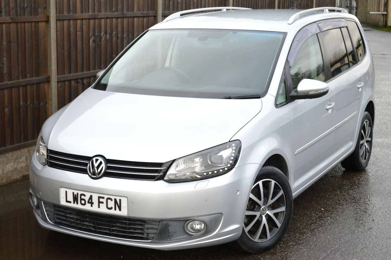 Used Volkswagen Touran for sale - 77479561: Photo 3