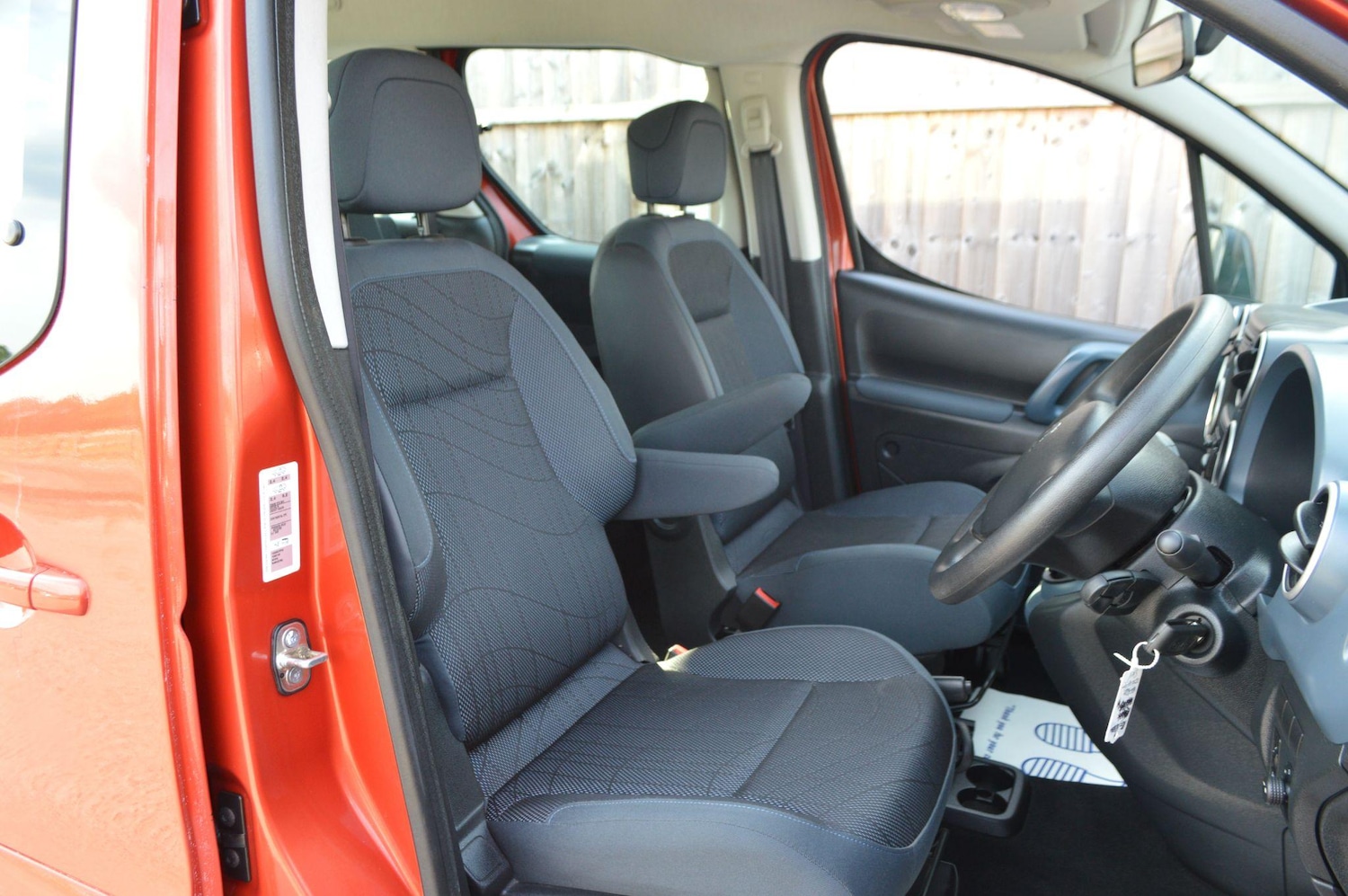 Used Peugeot Partner Tepee 2010 for sale - 76781155: Photo 12