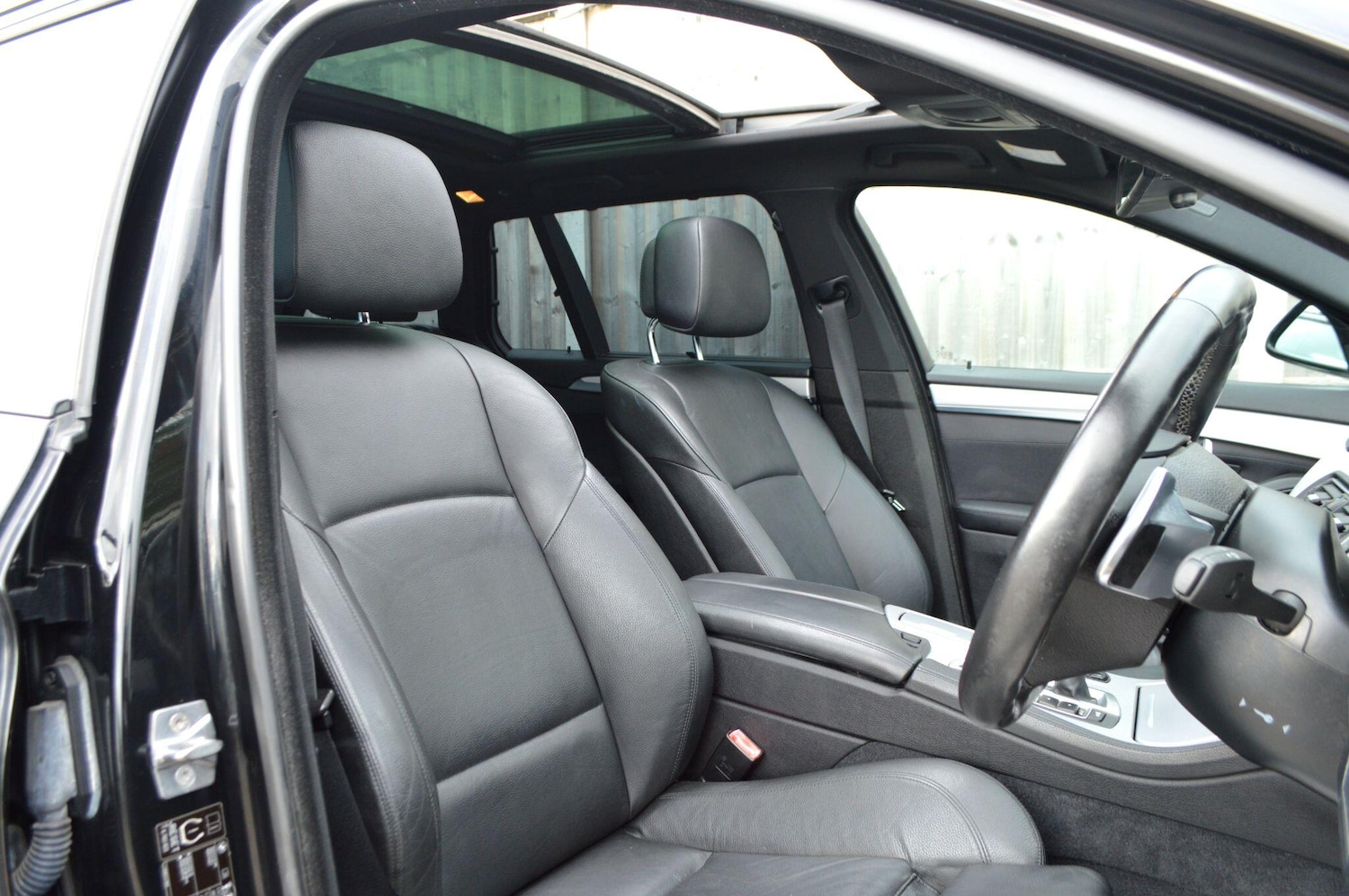 Used BMW 5 Series 2025 for sale - 77524775: Photo 22