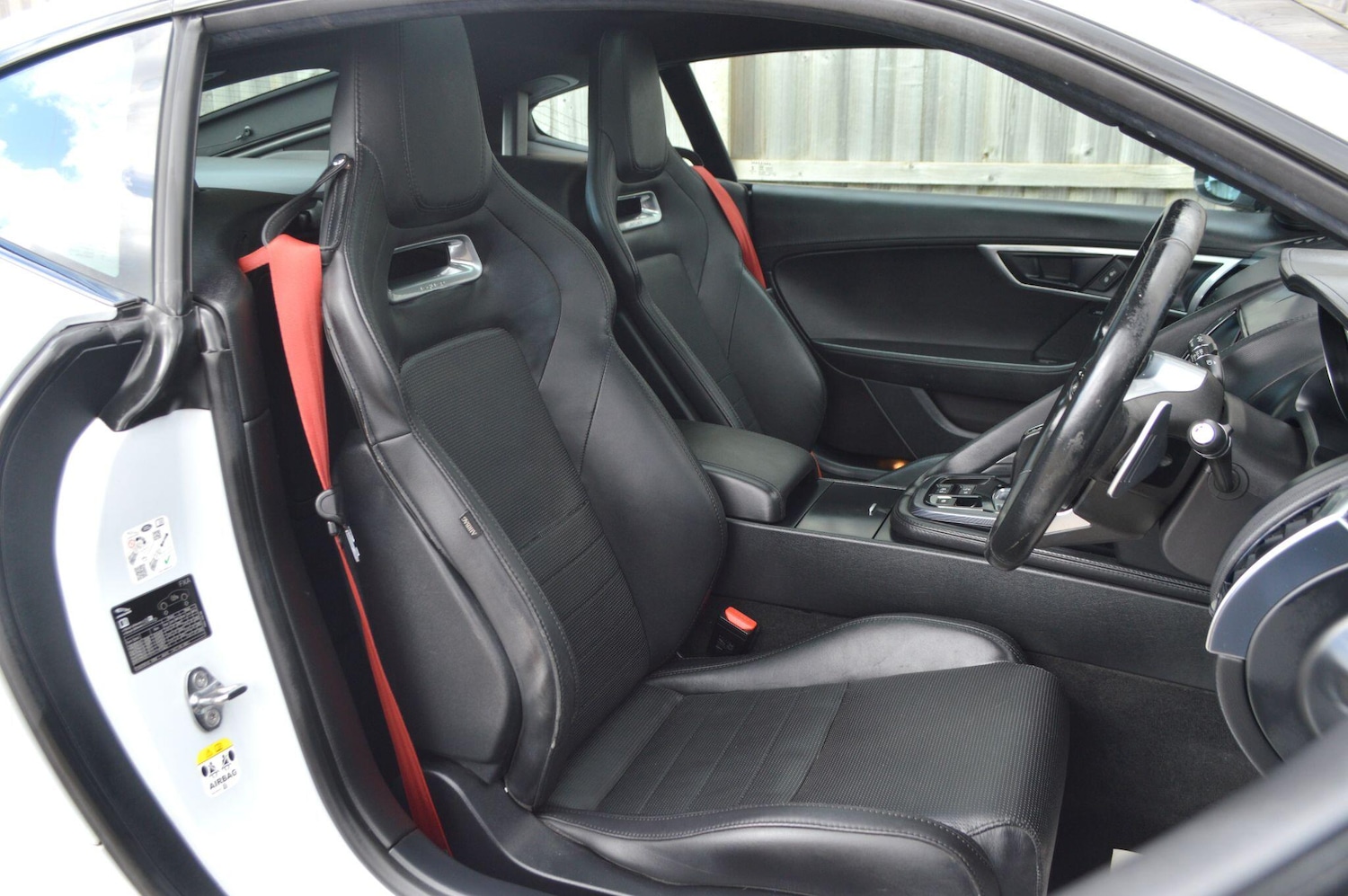 Used Jaguar F-Type 2017 for sale - 78085724: Photo 2