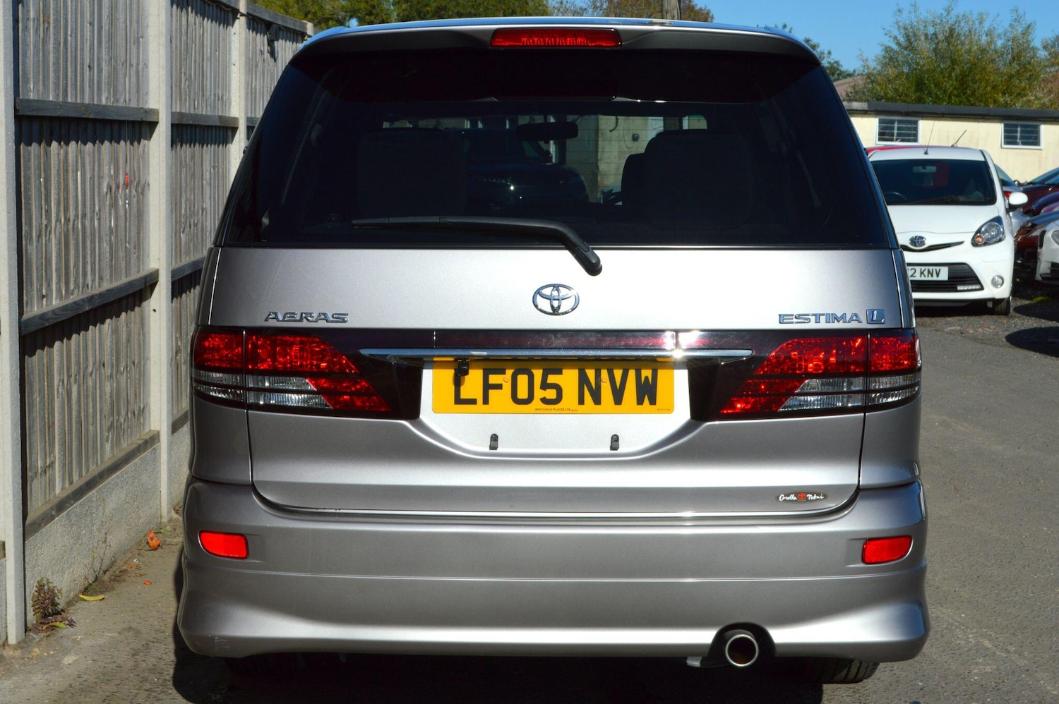 Used Toyota Estima 2025 for sale - 76992636: Photo 15