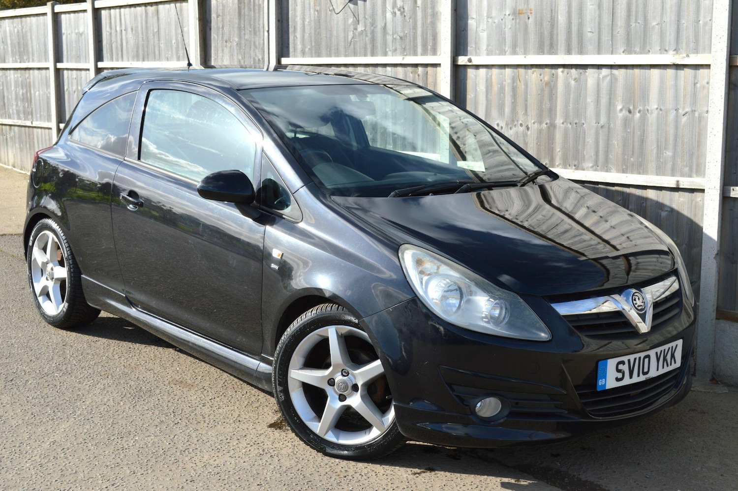 Used Vauxhall Corsa 2010 for sale - 76398160: Photo 3