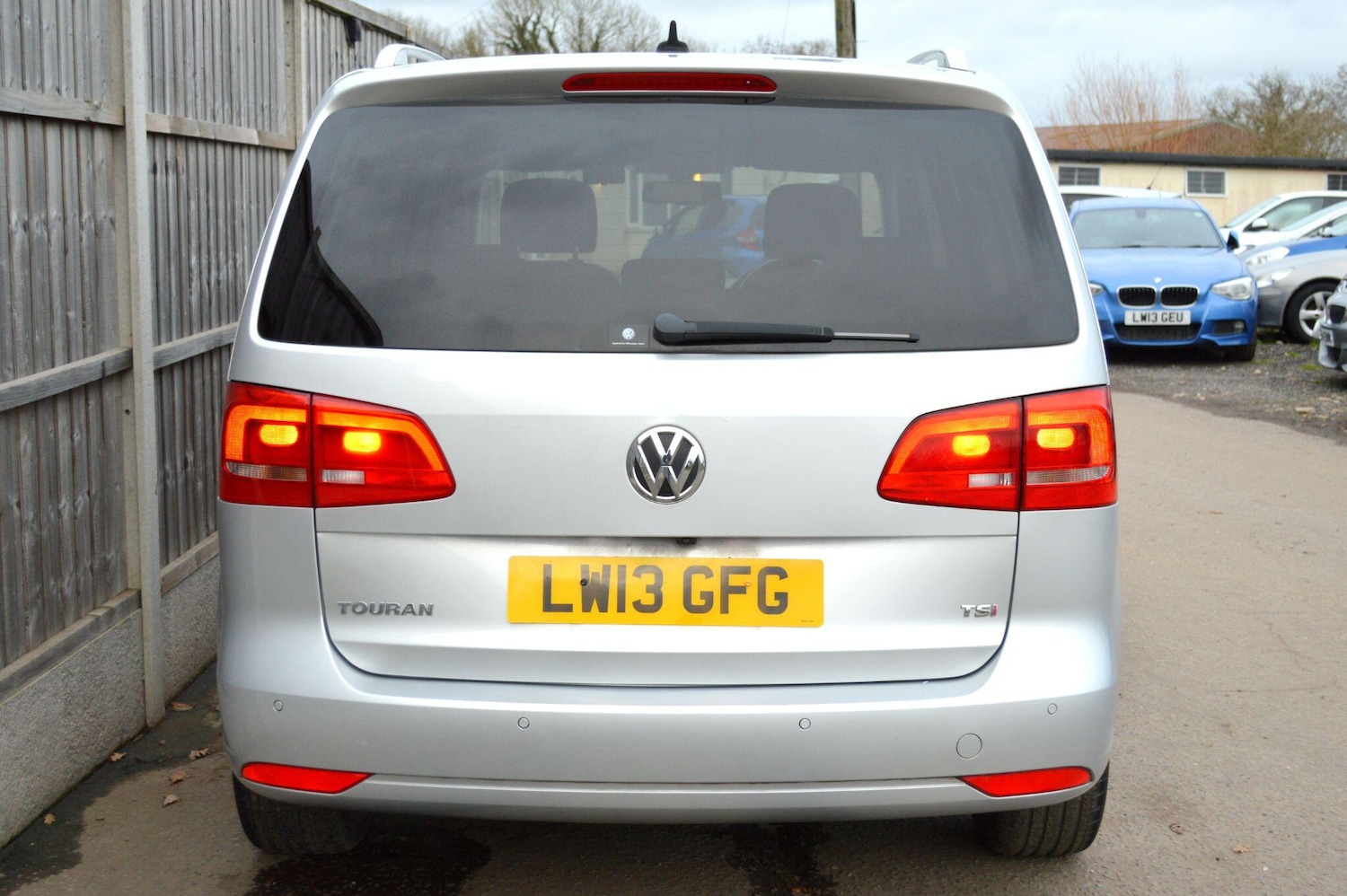 Used Volkswagen Touran for sale - 76975441: Photo 14