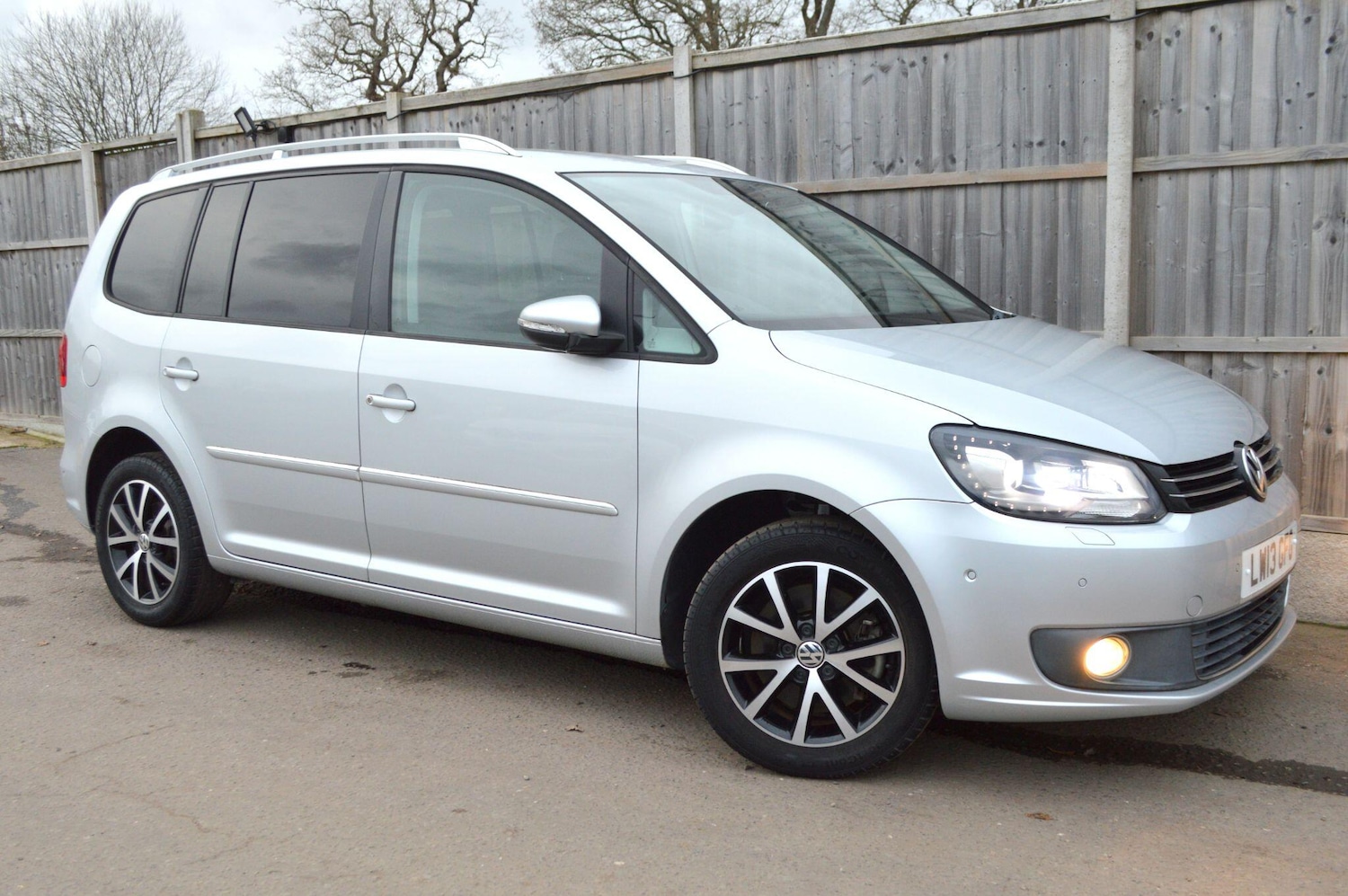 Used Volkswagen Touran for sale - 76975441: Photo 21