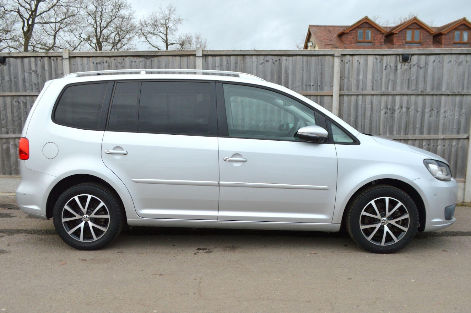 Used Volkswagen Touran for sale - 76975441: Photo 26