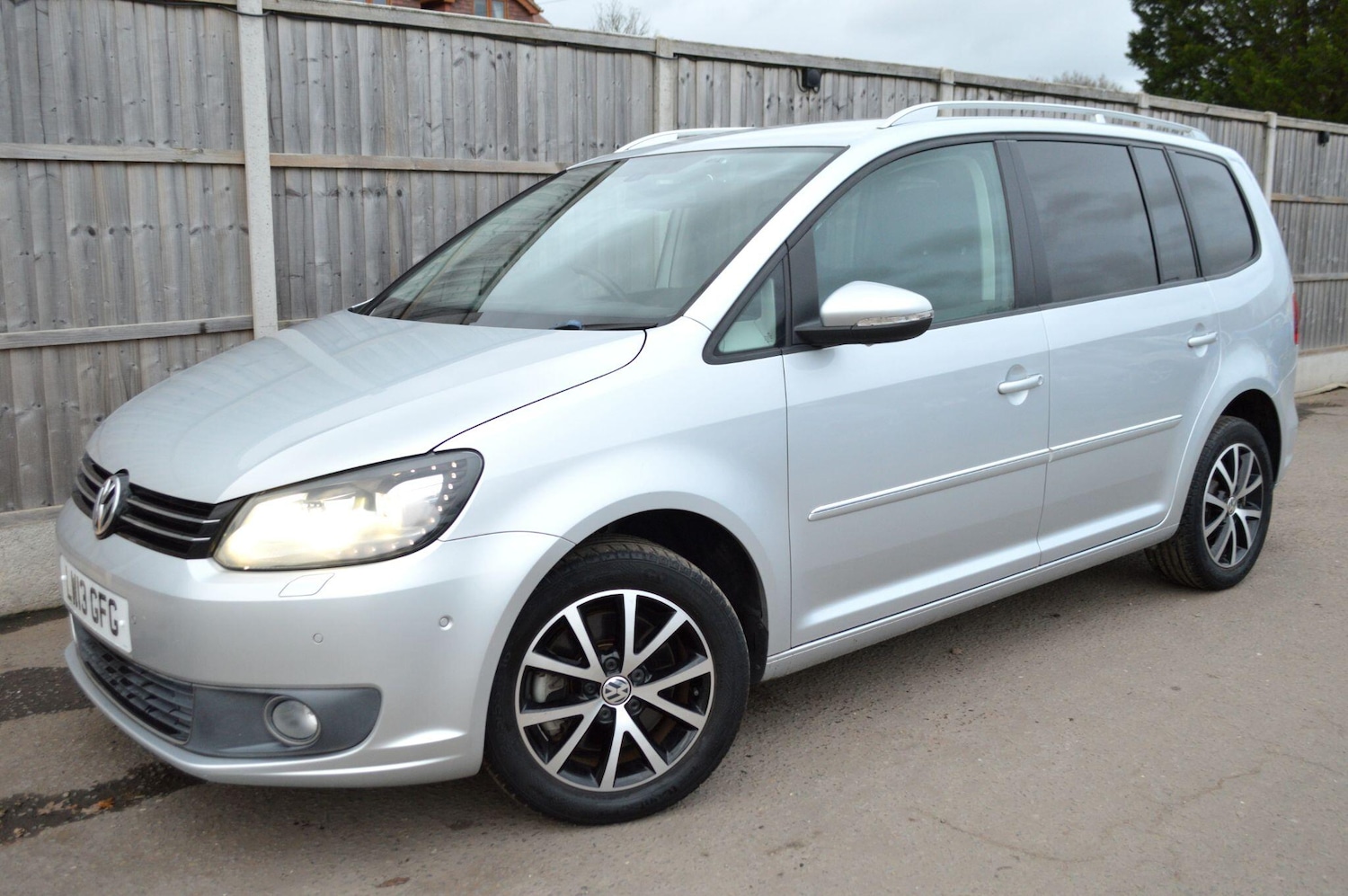 Used Volkswagen Touran for sale - 76975441: Photo 27