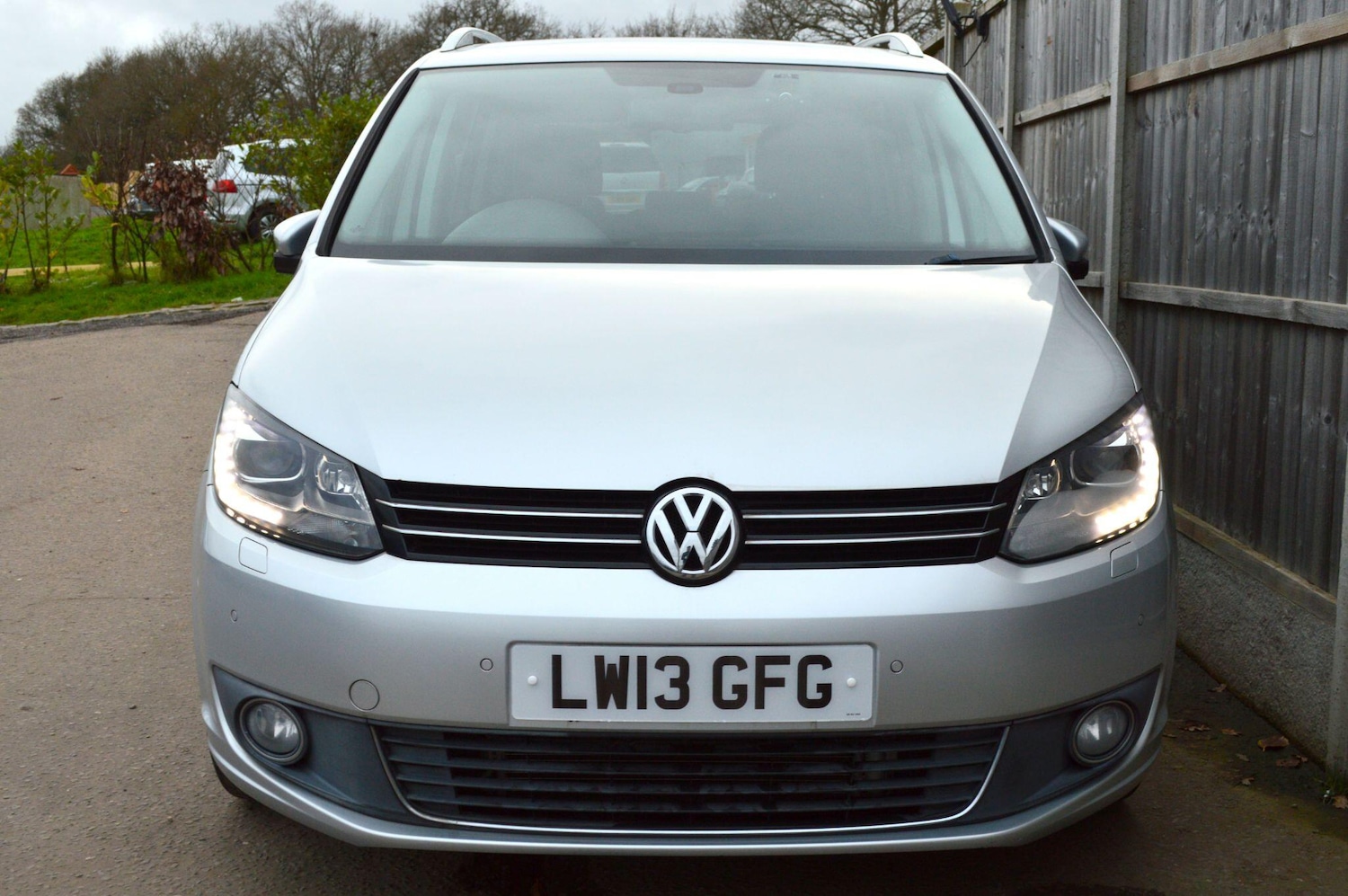 Used Volkswagen Touran for sale - 76975441: Photo 4