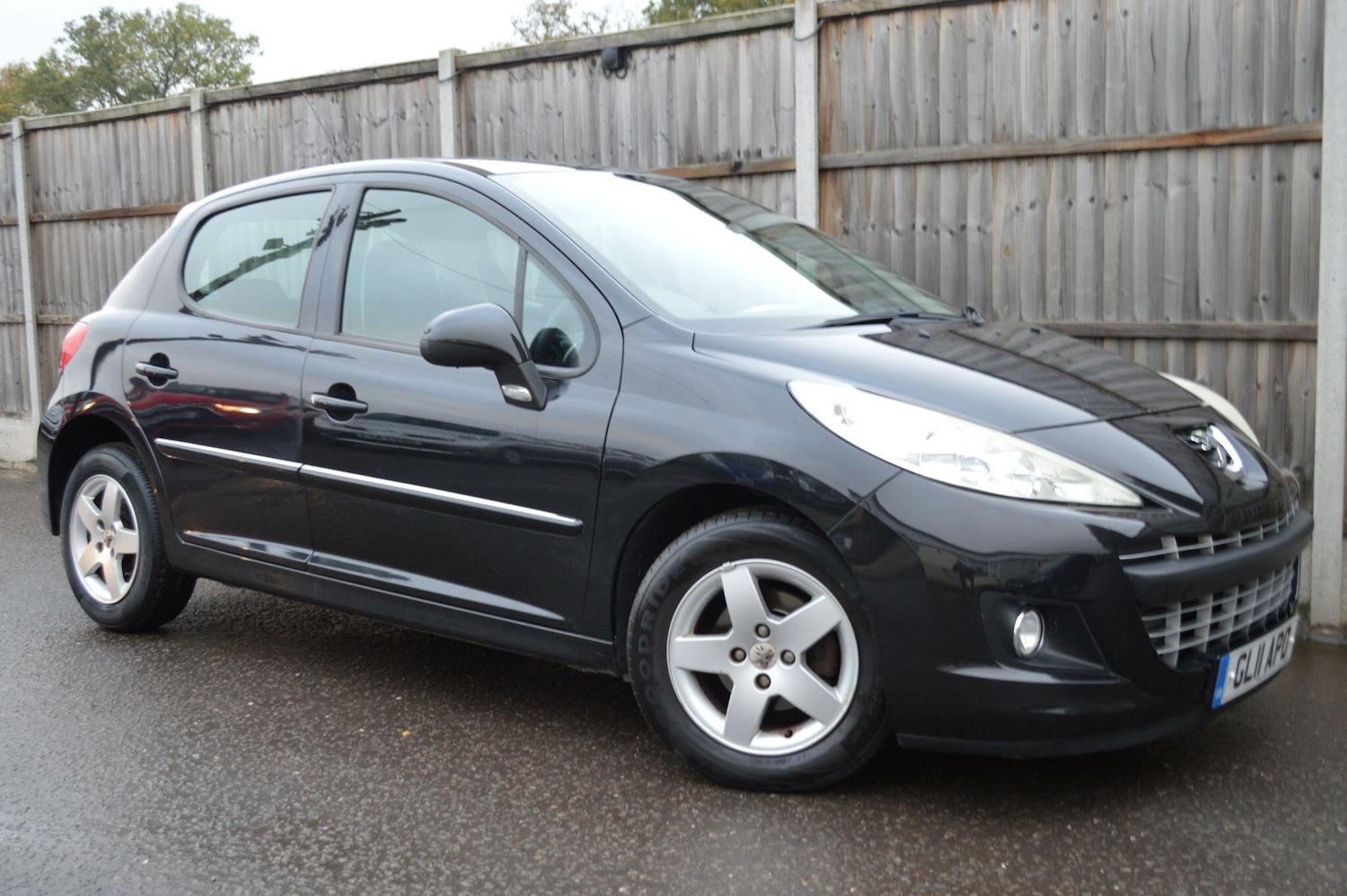 Used Peugeot 207 2011 for sale - 76592942: Photo 15