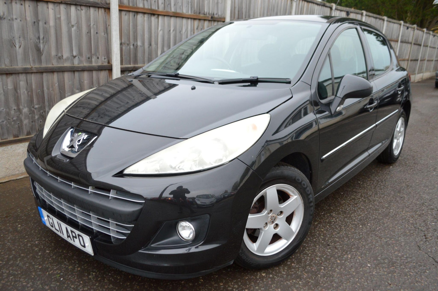 Used Peugeot 207 2011 for sale - 76592942: Photo 25