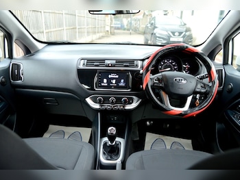Used Kia Rio 2016 for sale - 76952582: Photo