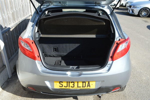 Used Mazda Mazda2 2013 for sale - 76189077: Photo 11