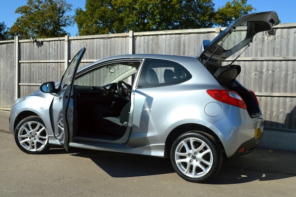 Used Mazda Mazda2 2013 for sale - 76189077: Photo 13