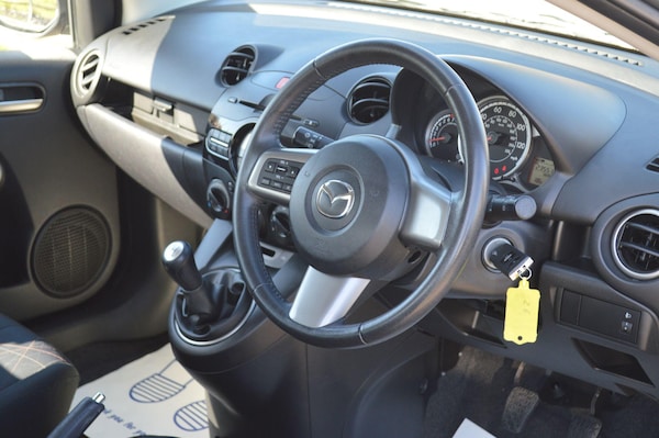 Used Mazda Mazda2 2013 for sale - 76189077: Photo 18