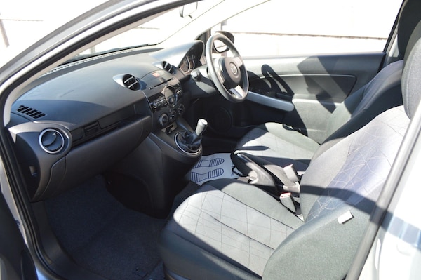 Used Mazda Mazda2 2013 for sale - 76189077: Photo 19