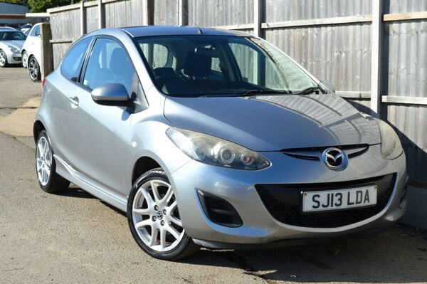Used Mazda Mazda2 2013 for sale - 76189077: Photo 1