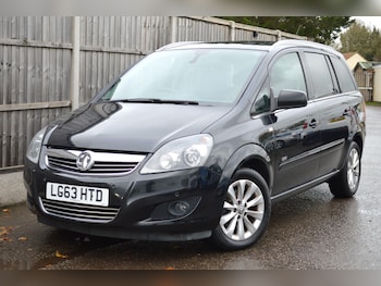 2013 (63) - 1.6i [115] Design Nav 5dr