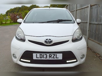 Used Toyota AYGO 2013 for sale - 76238774: Photo
